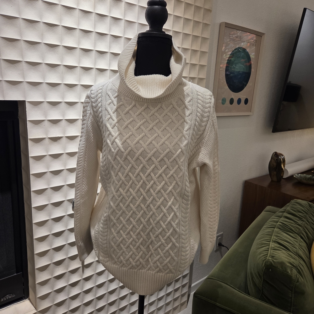 Banana Republic 100% Cotton Cable-Knit Long Sleeve Cream Turtleneck Sweater Med - Picture 4 of 9